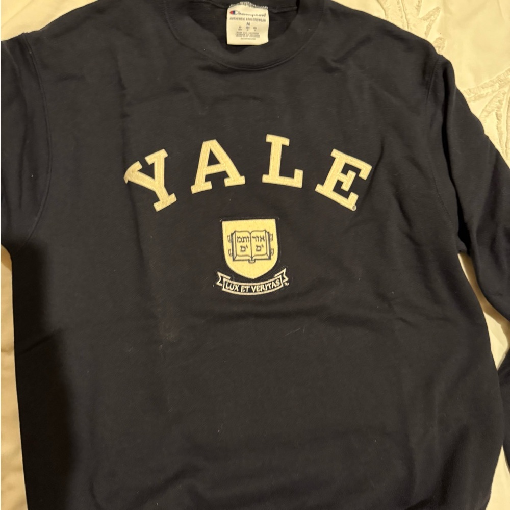 Yale College Black Women’s Shirt Size M